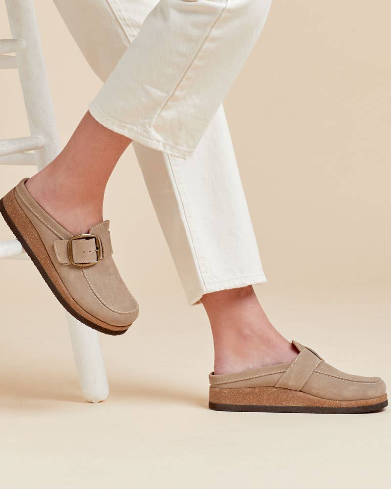 Comfortable Women's Bueno Clog
